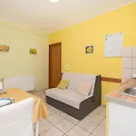 Apartamento Blata Vodice